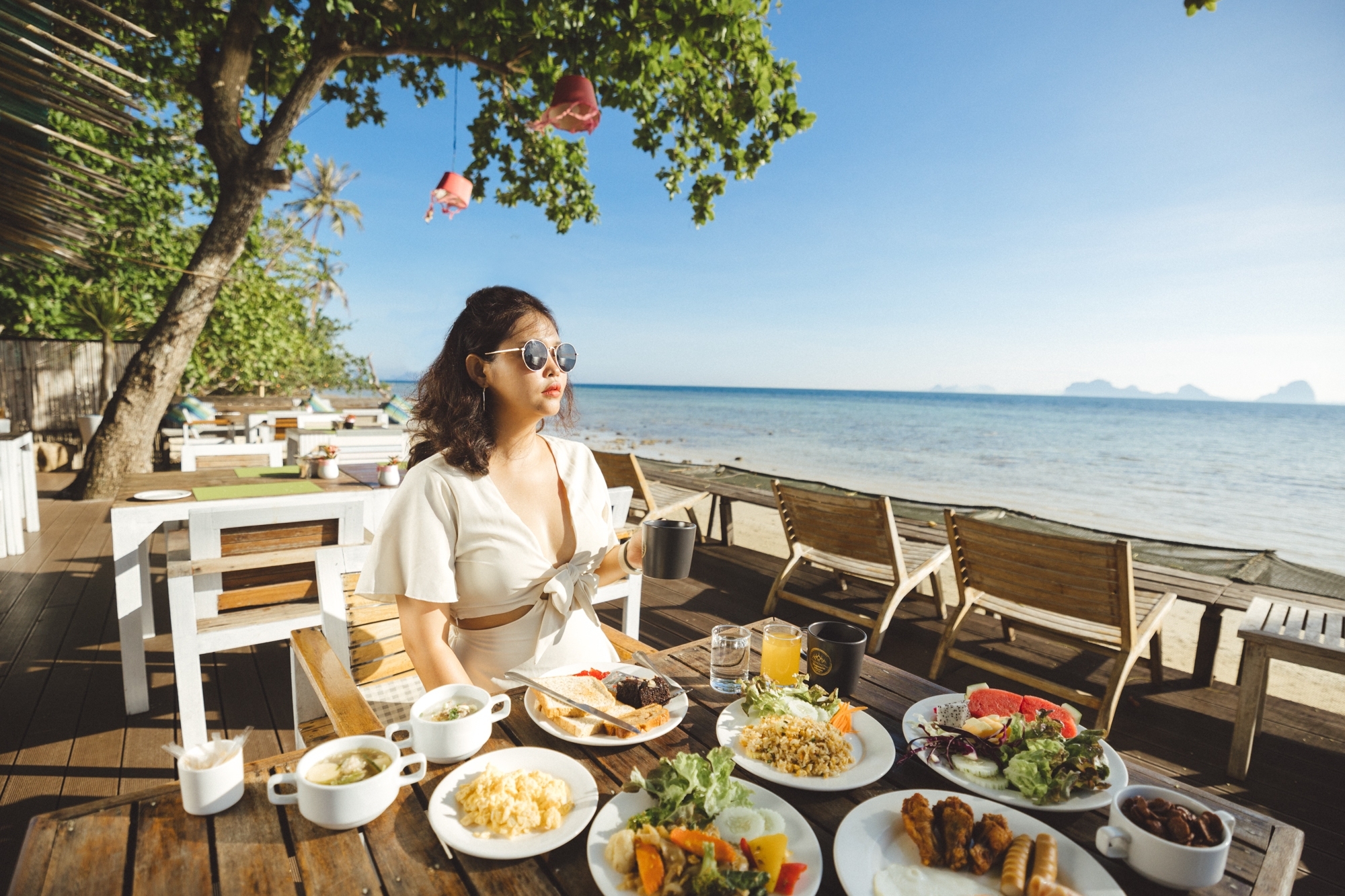 Baan Kati Restaurant, Thapwarin Resort,Koh Ngai Thailand