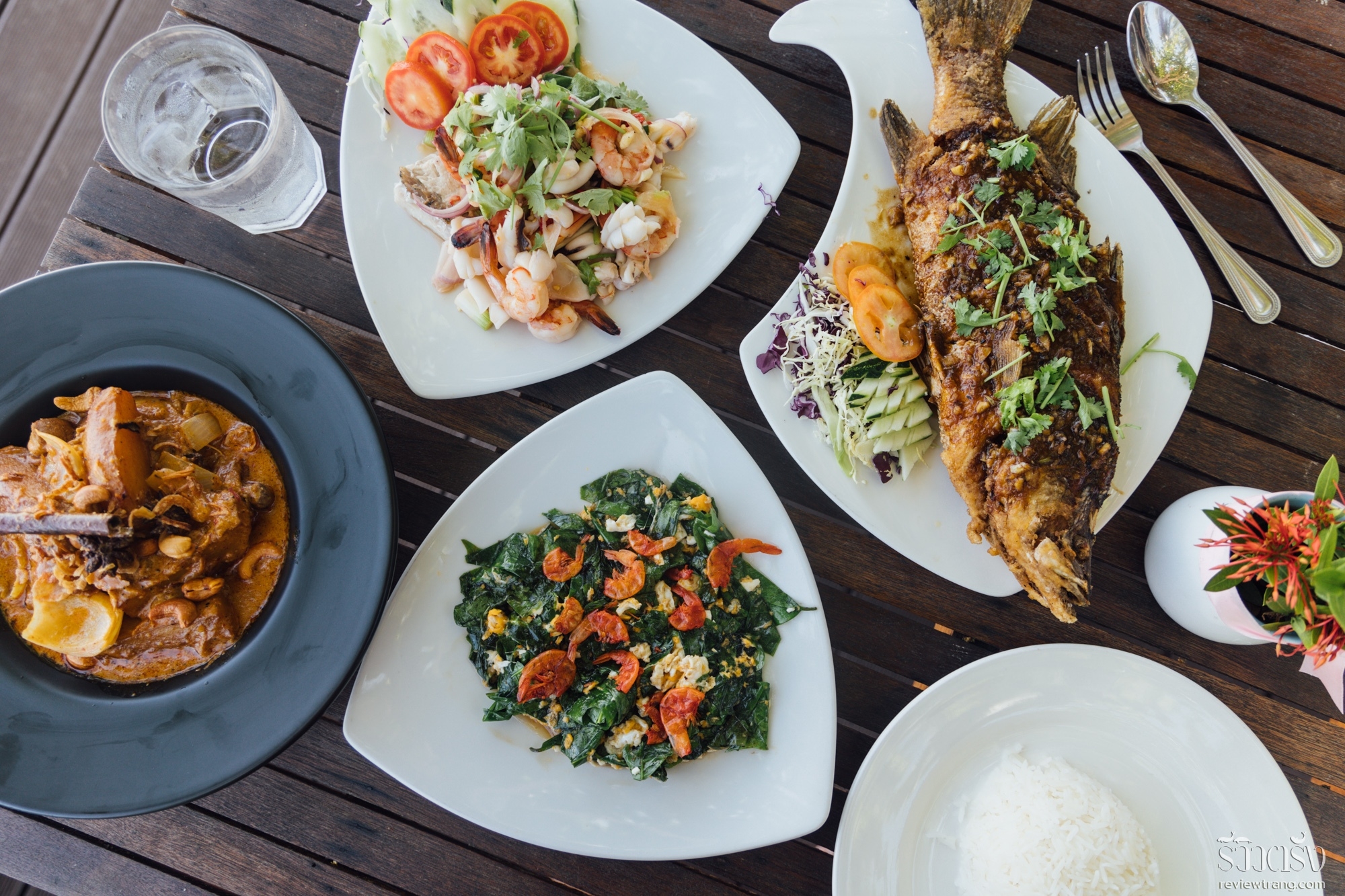 Baan Kati Restaurant, Thapwarin Resort,Koh Ngai Thailand